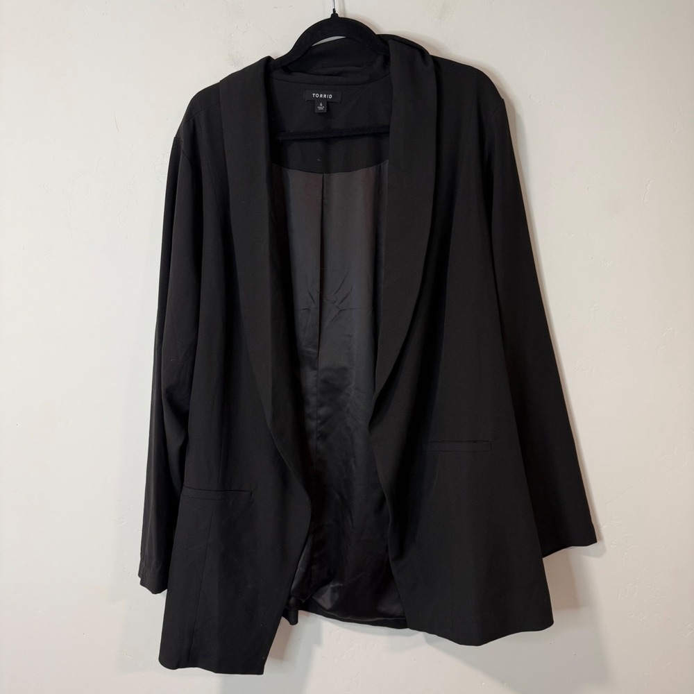 Torrid‎ Womens Black Open Front Shawl Collar Blazer Jacket Size 4 (4X Plus)